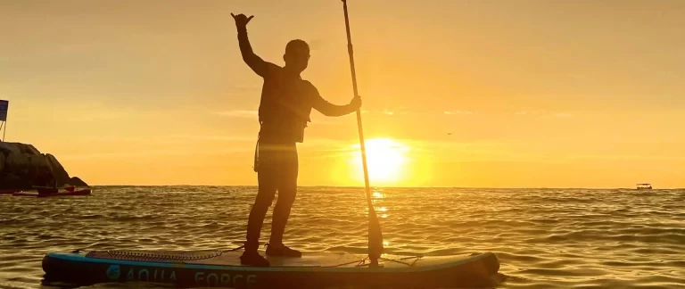 ¿Qué es el paddle surf y por qué deberías probarlo?